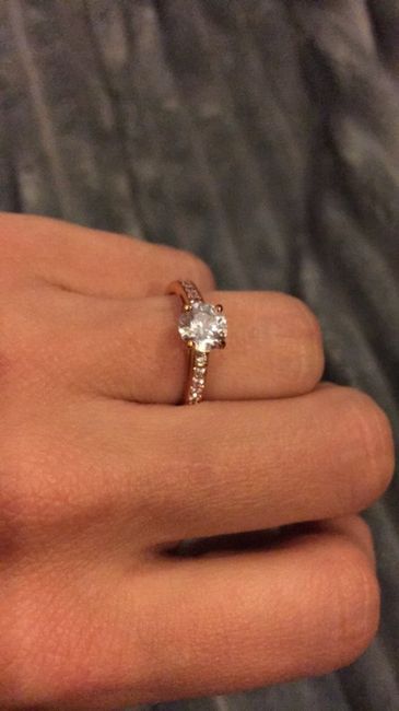 Et vous à quoi ressemble votre bague de fillancailles ? - 1