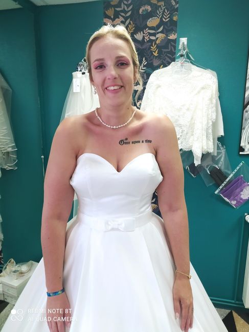 Essai maquillage et chignon suivis de ma robe 7