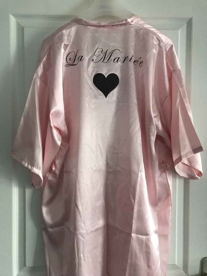 Peignoir pour preparatifs - 1