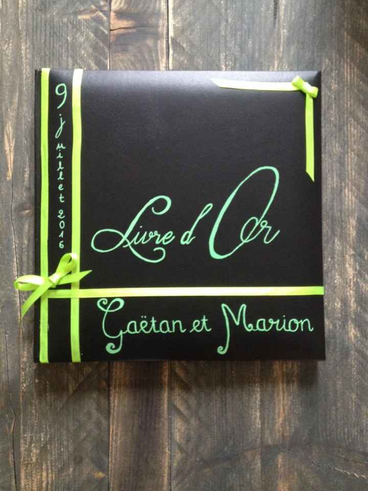 Montrez moi vos livres d'or! - 1