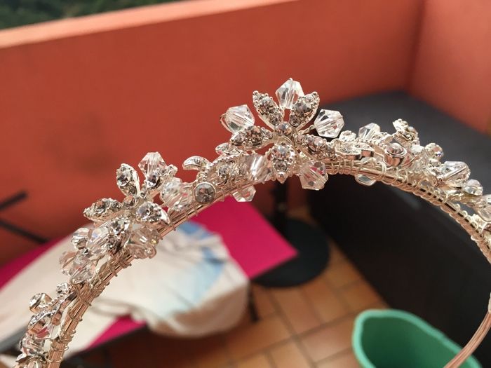 Les nouvelles boucles d'oreilles et mon serre tete - 1