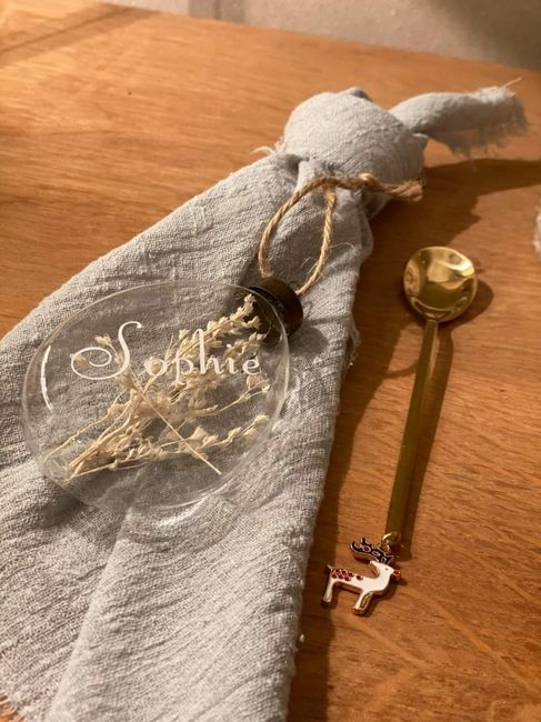 Cadeau et marque place 9