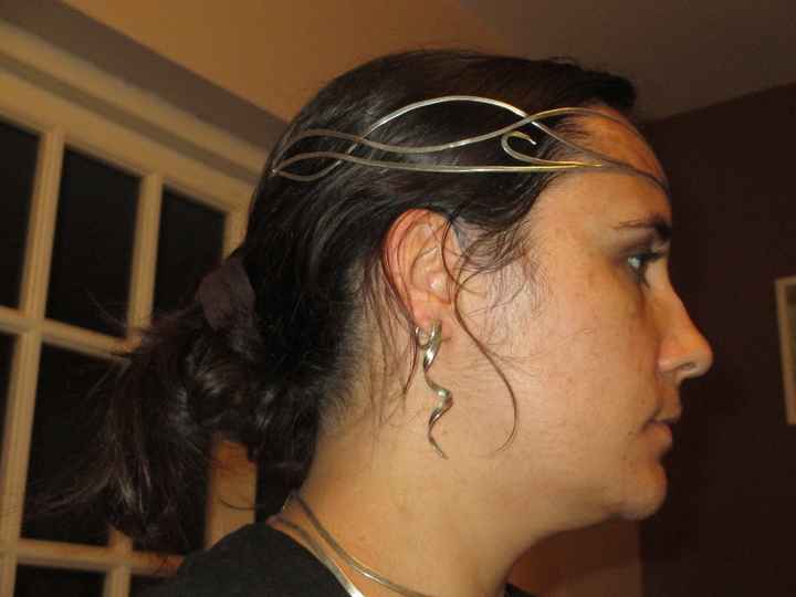 Diadème et boucles d'oreille