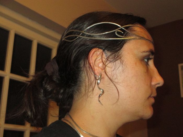 Diadème et boucles d'oreille