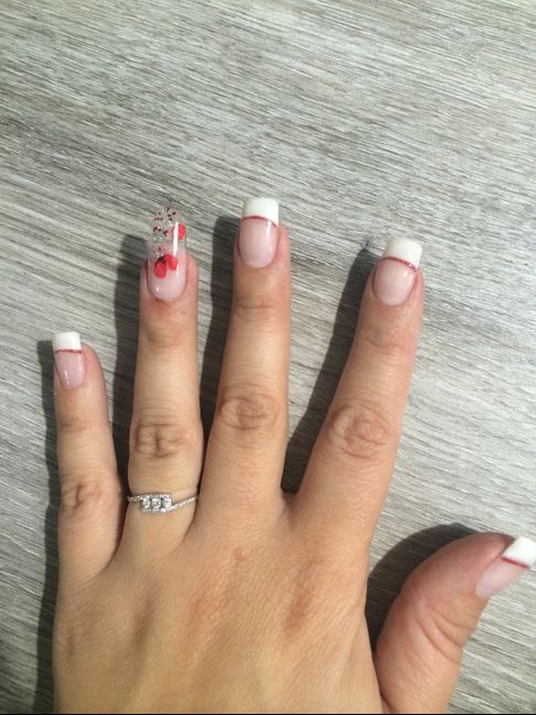 Ongles pour le mariage