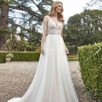 Choisis la robe de tes rêves sur notre catalogue 👰 - 1