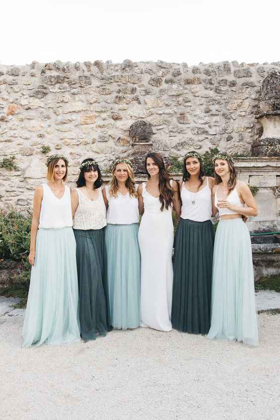 Pour ou contre les tenues de demoiselles d'honneur assorties ? - 1