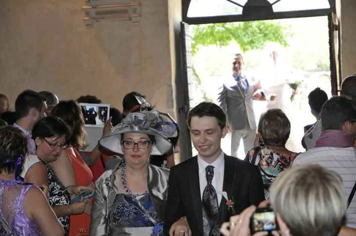 entrée dans l'église
