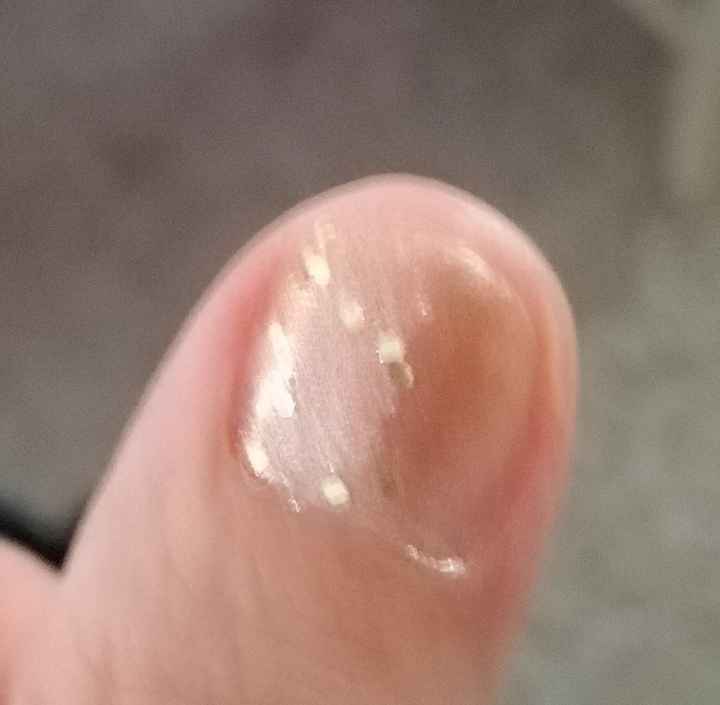 Parlez moi de vos ongles... 7