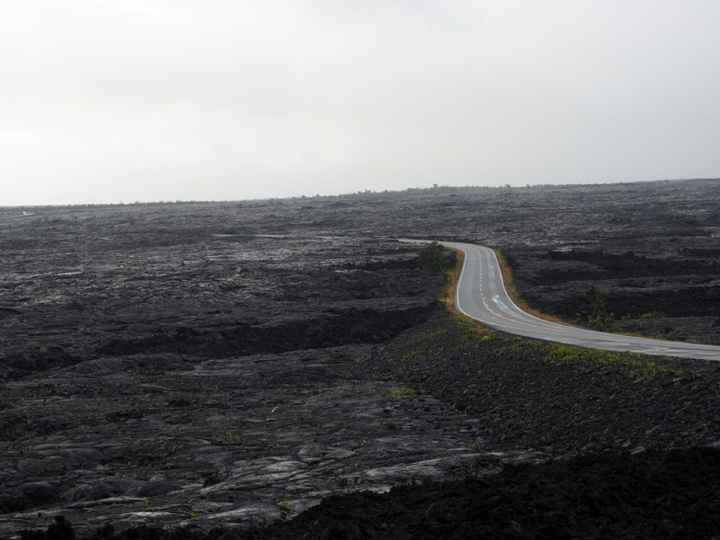 Big Island - Crater road