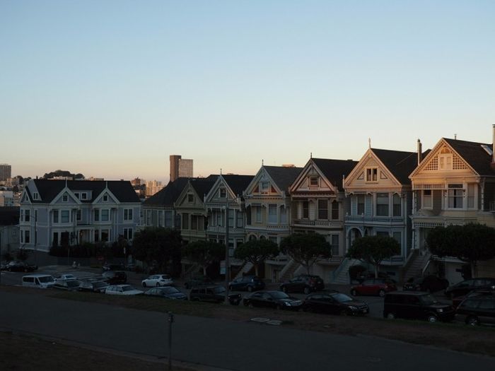 San Francisco - Six painted Ladies