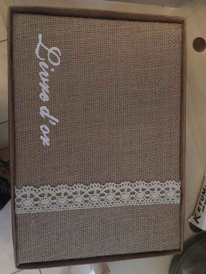  Je cherche un livre d'or avec de la dentelle et toile de jute - 1