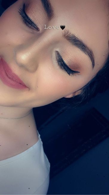 Essaie coiffure Et maquillage 3