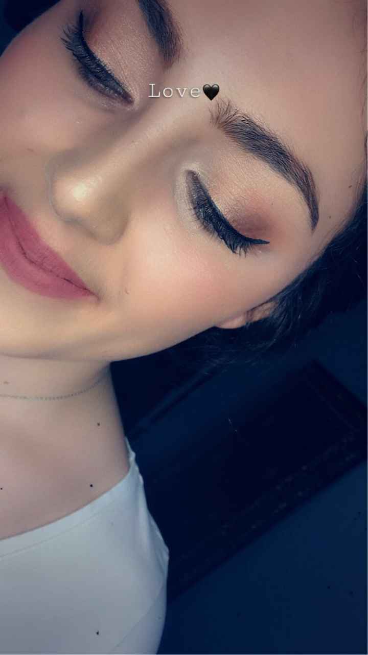 Essaie coiffure Et maquillage - 3