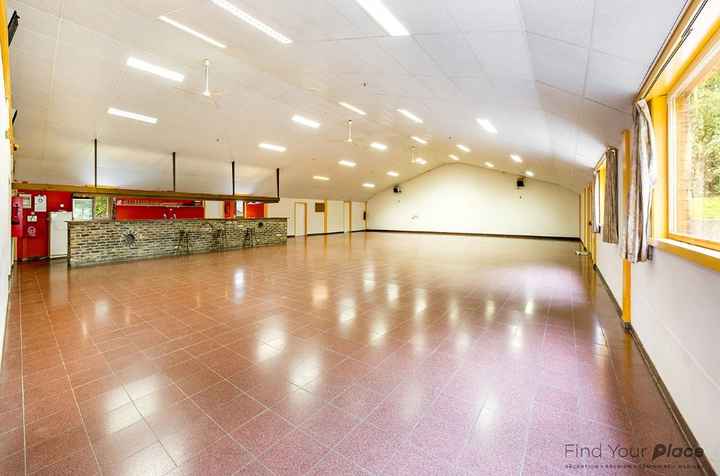 salle depuis l'entrée