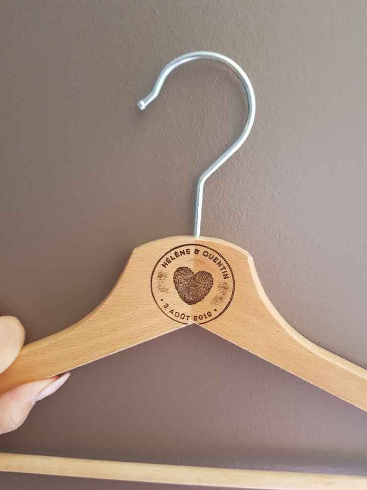 Cintre personnalisé - 1