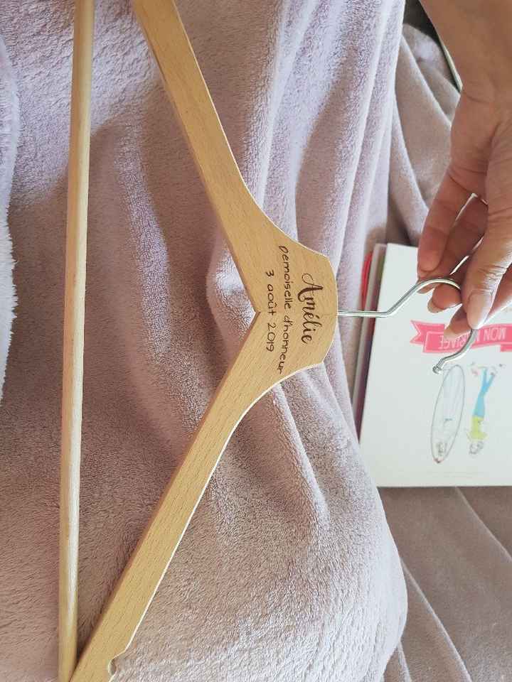 Cintre personnalisé - 2