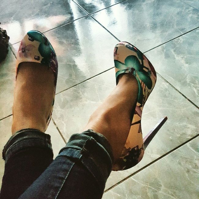 A vos chaussures !! Montrez-moi, vos jolis souliers - 1