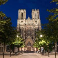  y a t il une personne de reims qui veut bien m aider? - 1