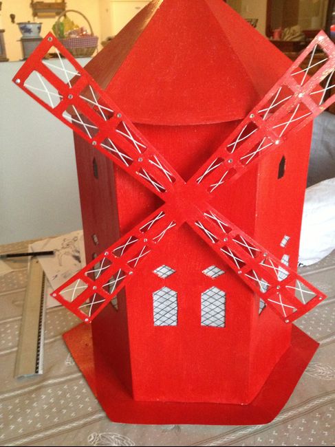 Urne mariage Moulin Rouge
