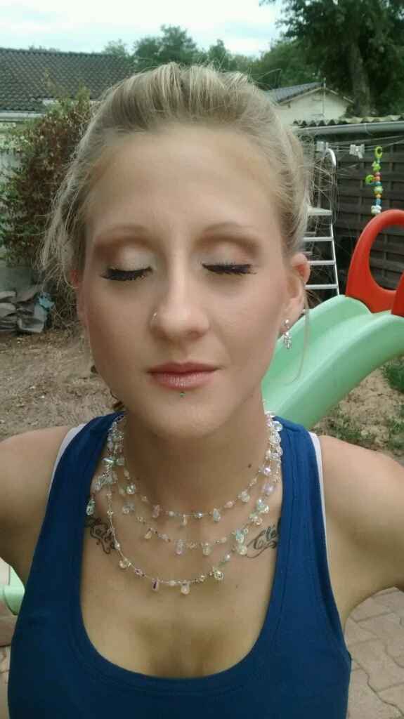 Premier essai maquillage et coiffure - 1
