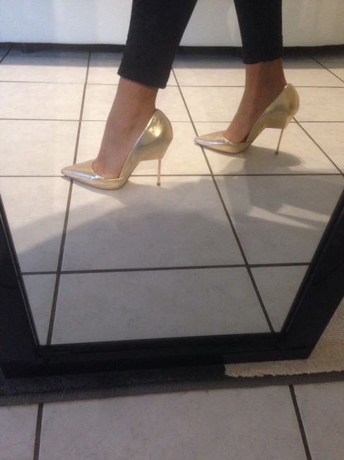 Mes chaussures gold + robes dh gold - 1