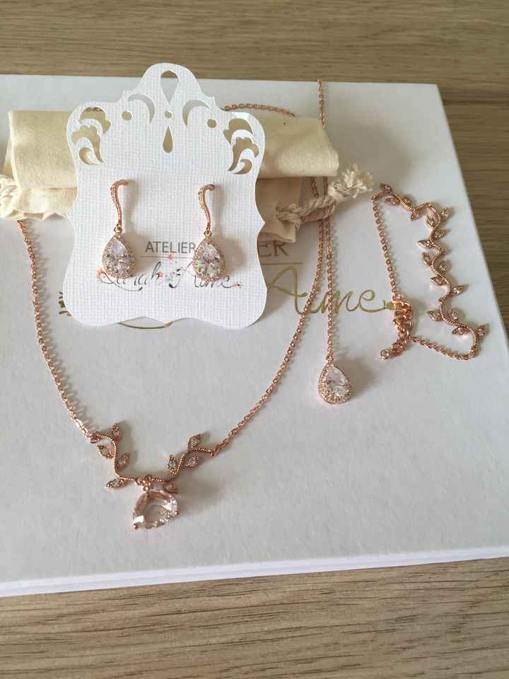  Bijoux reçus ! Heureuse ! - 1