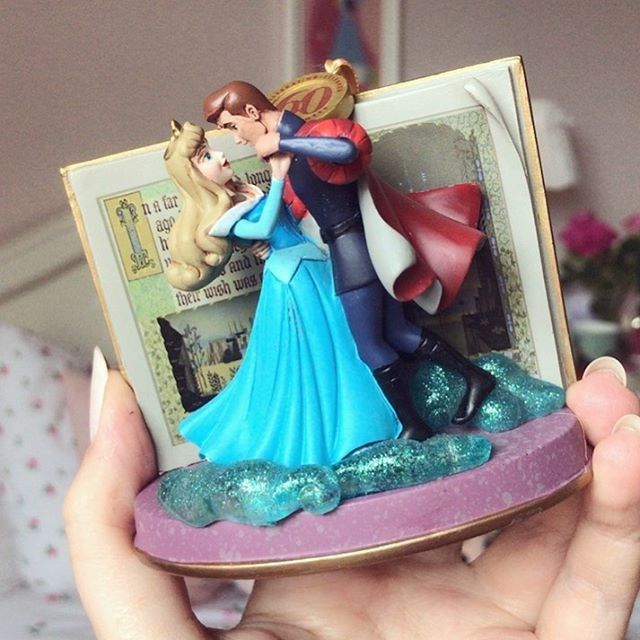 Mon cake topper - 1