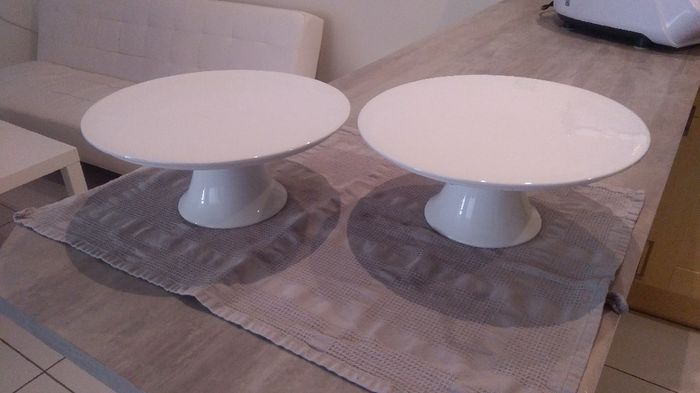 Dessertes à gâteau - 1