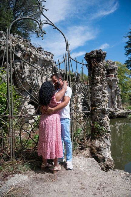 Session pré mariage : en extérieur ou dans un studio ? 📸 2