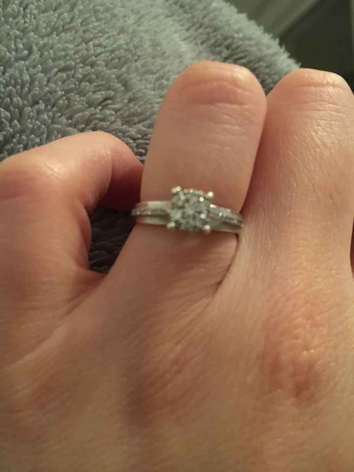 Montrez-nous vos bagues de fiançailles :p - 1