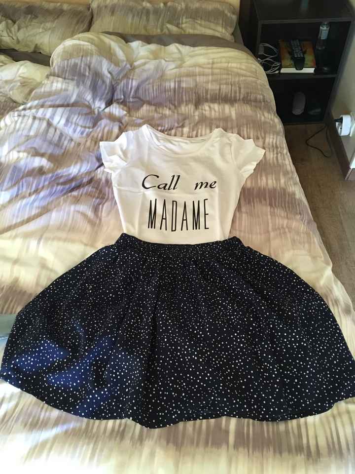 Tenue du lendemain - t shirt personnalisé - 1