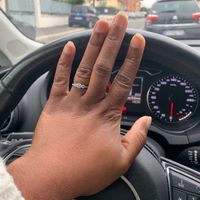 Ta bague de fiançailles sur le Pinterest de Mariages.net ça t'intéresse ? ❤️ - 1