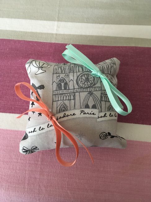 Coussin et boîte à alliances - 1