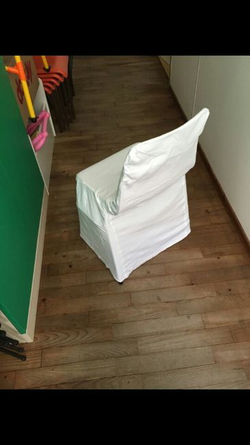 Housse de chaise et nappe ronde - 1