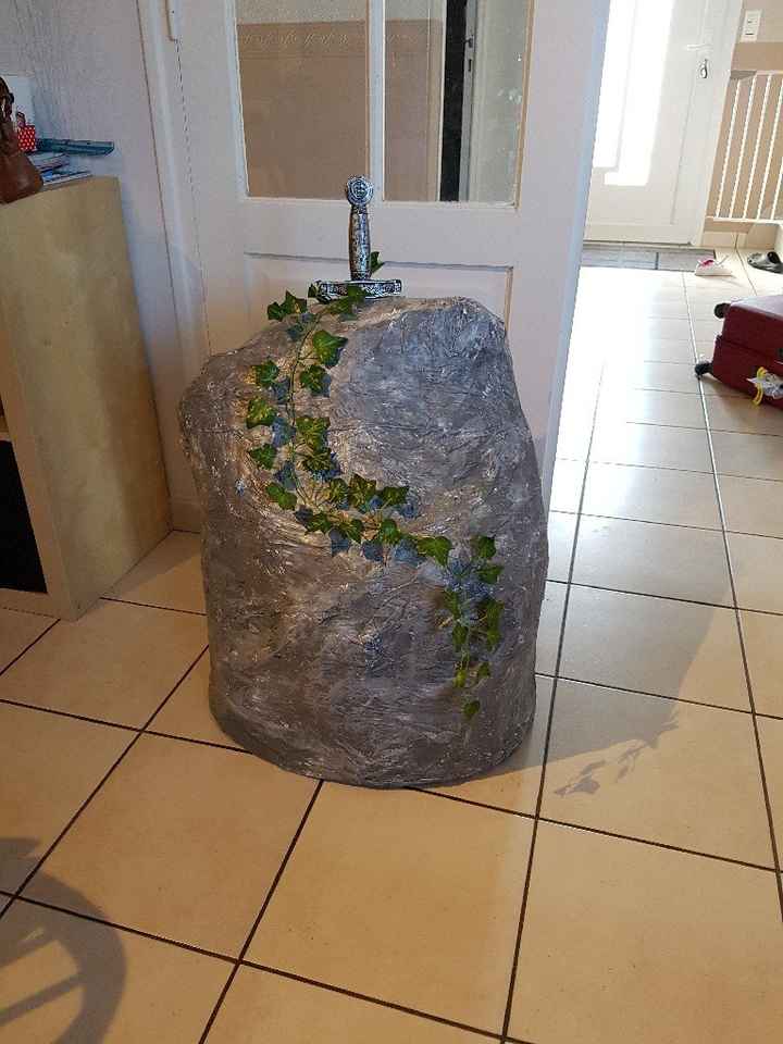 Rocher excalibur pour photobooth - 2