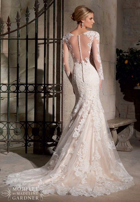 Robe Mori Lee