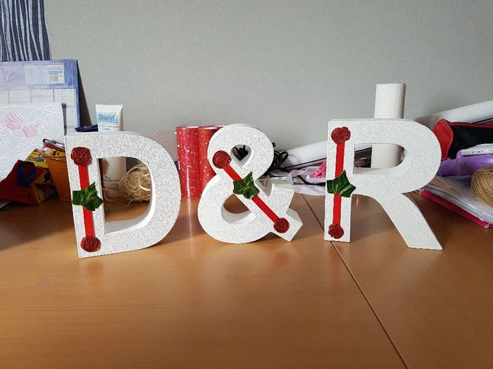 Lettres pour la table urne livre d'or