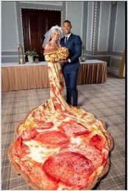 Pour rire un peu : Les pires robes de Mariées. 20