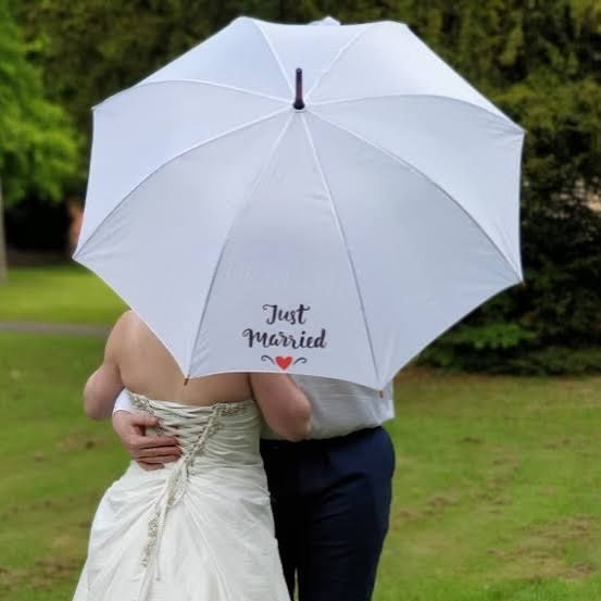 Mariage pluvieux : parapluie ! 4