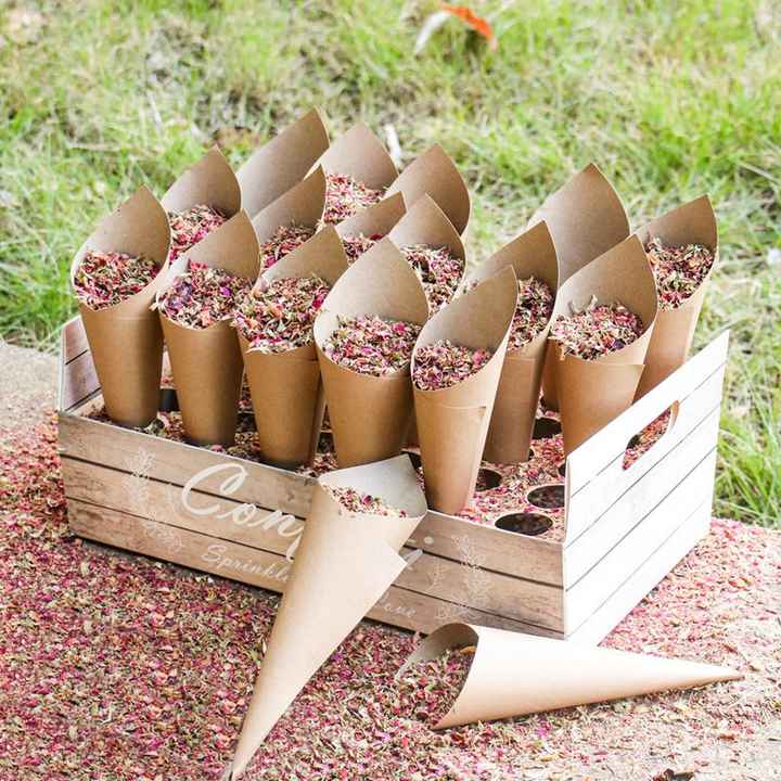 Un esprit de fête ? Voici 3 façons d'intégrer les confettis à ton mariage 🎉 - 1