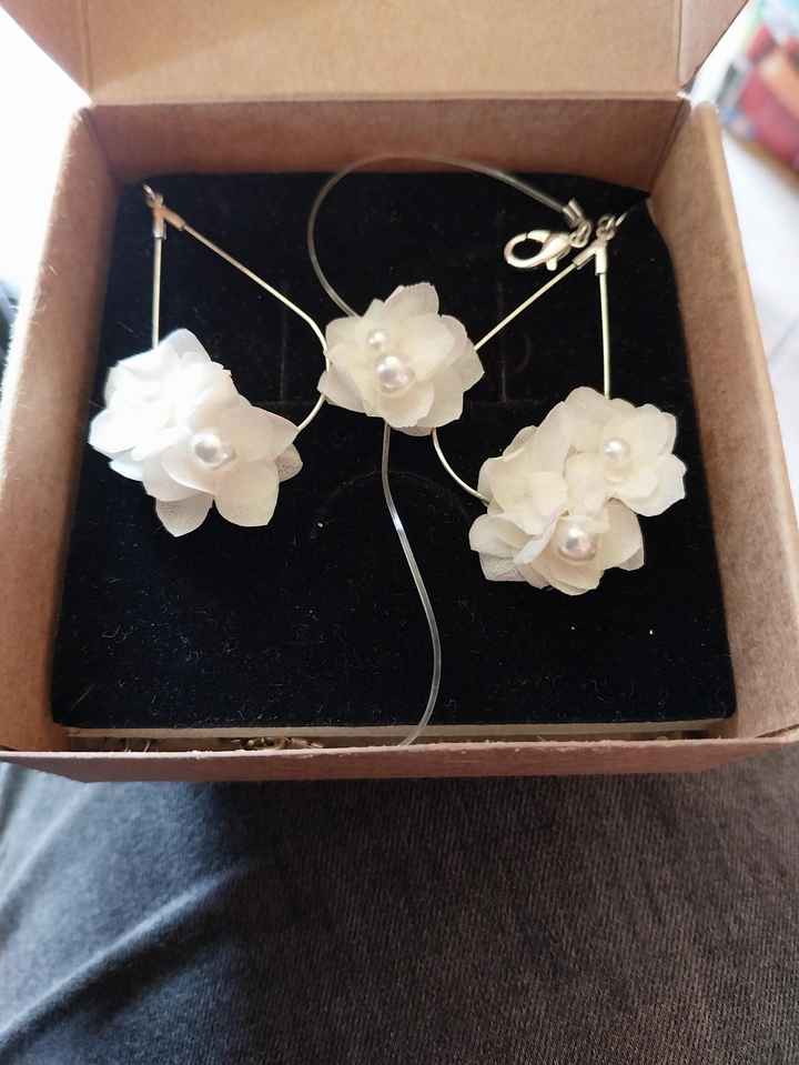 Boucles et bracelet - 1