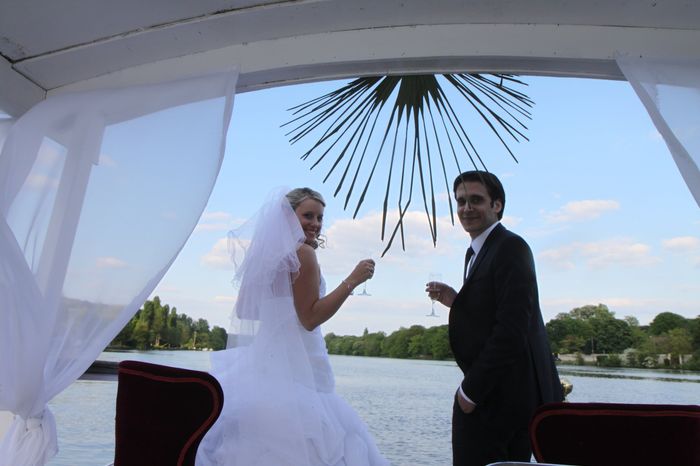 Petit tour en barque romantique 