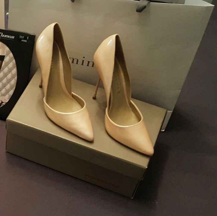 Enfin mes chaussures! - 1