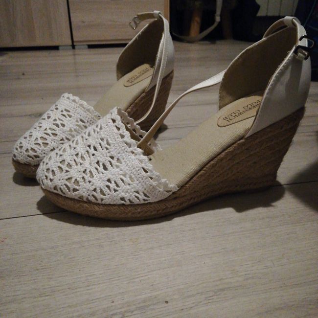 2. Quelle est la taille de tes chaussures ? 1