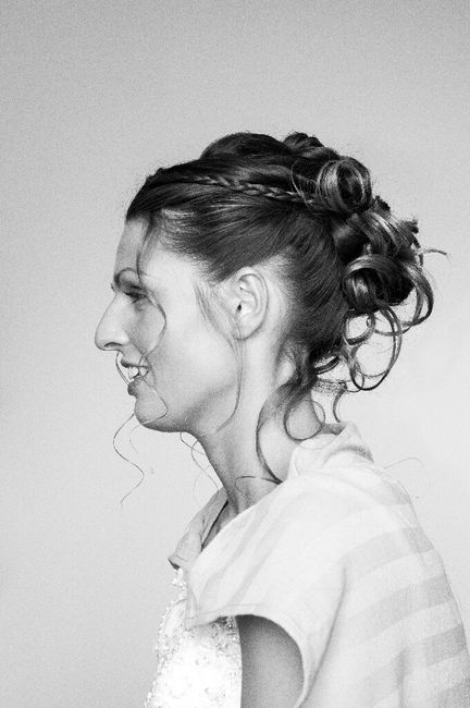  Coiffure chignon haut - 1