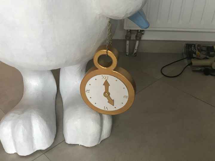 Lapin blanc Alice in wonderland - 2