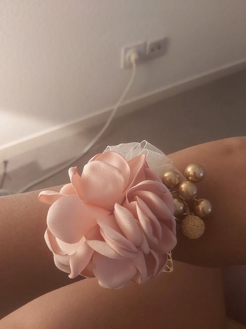 Bracelets et brochets d'honneur 2