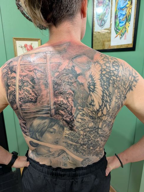 Tatouage dos - 1