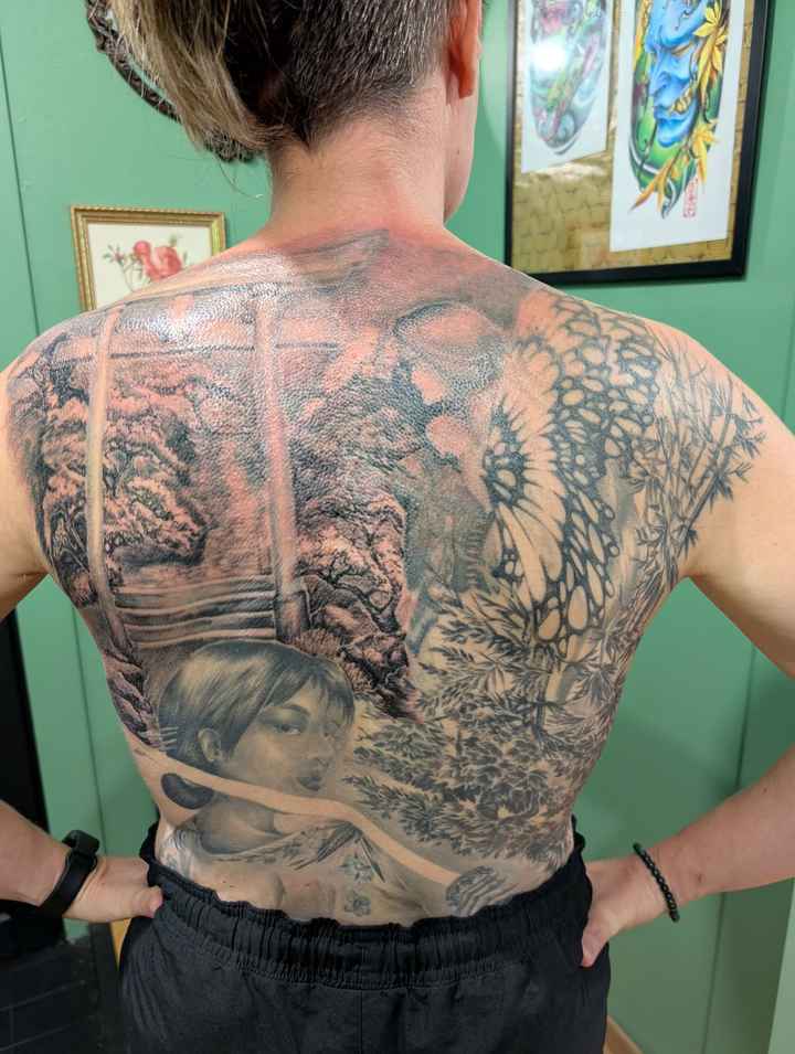 Tatouage dos - 1